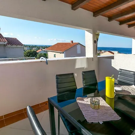 Apartment Lidija